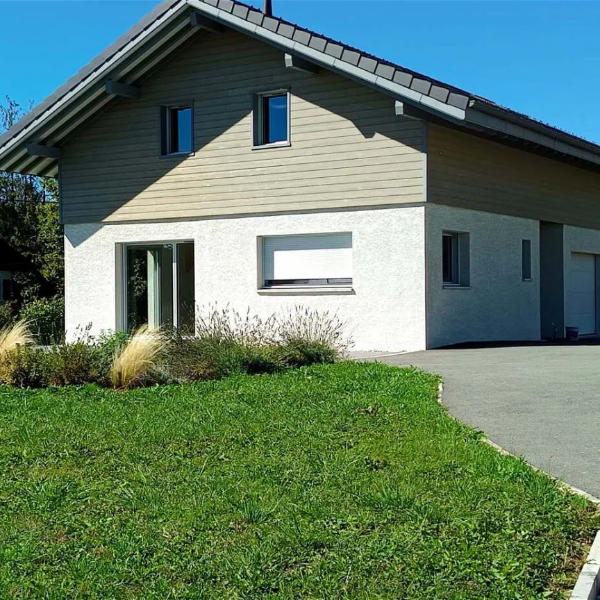 Location maison 5 pièces - 139m² à Groisy (74570) - Photo 1