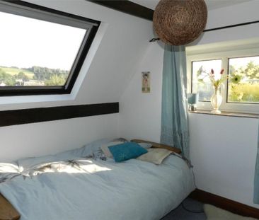 2 Bedroom Semi-Detached House - Photo 3