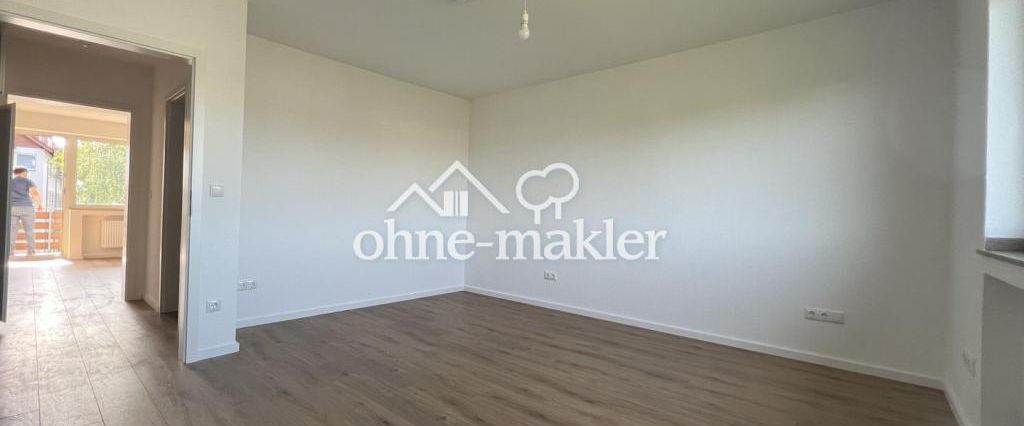 3 Zimmer Küche Diele Bad mit Balkon - Foto 1