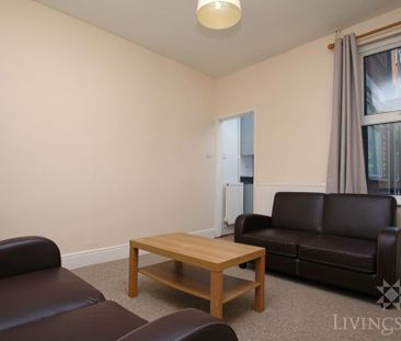 3 bedroom terraced house to rent - Photo 3