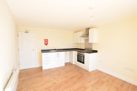 1 bedroom apartment to rent - Photo 3