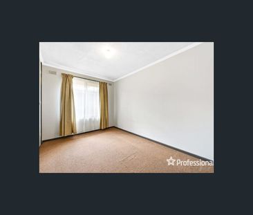 27 Carlingford Drive, Salisbury Park, SA 5109 - Photo 2