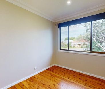 16 Fennell Crescent, Blackalls Park NSW 2283 - Photo 3