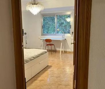 Plaça Nova de l'Església, Valencia, Valencian Community 46025 - Photo 5