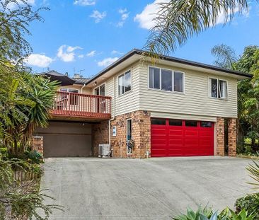 Spacious 4 bedroom. Family Home. Central location - Photo 2