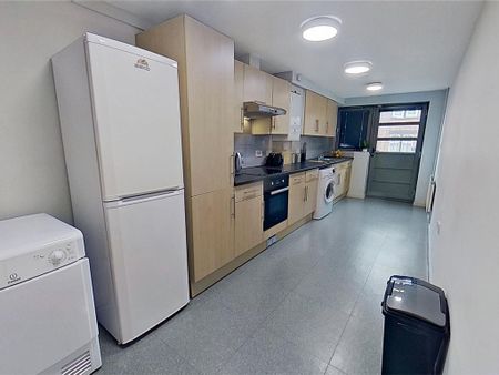 4 bedroom house to rent - Photo 5