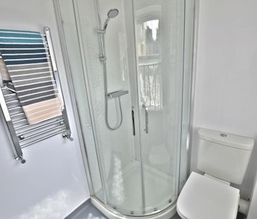 1 bedroom in a house share to rent - Photo 6