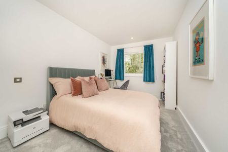 Hereford Road, London, W2, London - Photo 4