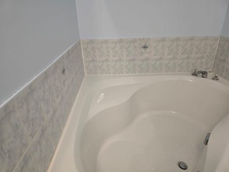 For Lease - 104 Sunfield Road Unit# Main, Toronto, Ontario - Photo 5