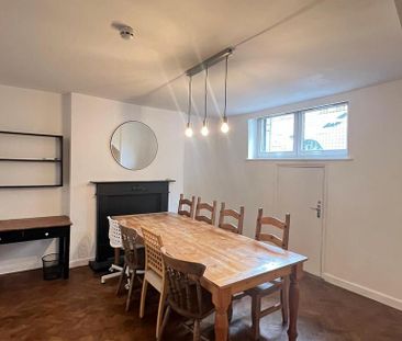 8 bedroom terraced house to rent - Photo 2