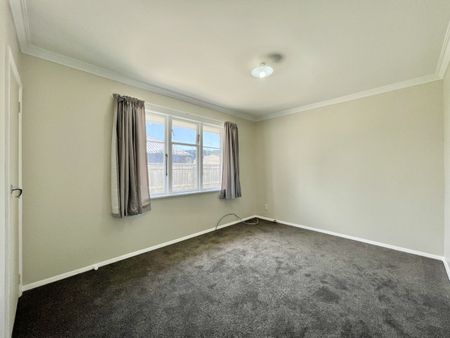 Newly Renovated 2 Bedroom Unit in Trentham - Photo 4