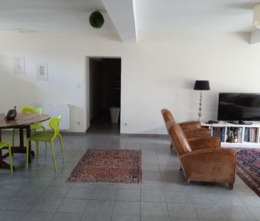 Location Appartement 4 pièces 108m² VALENCE 26000 - Photo 2