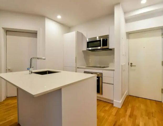 3495 Van Horne | 3495 Avenue Van Horne, Montreal - Photo 1