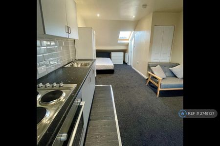 1 bedroom flat to rent - Photo 5
