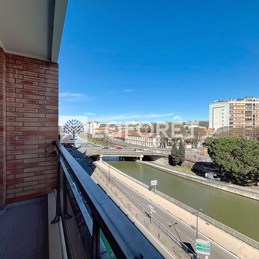 Apartment - Photo 1