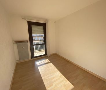 Location Appartement 4 pièces 80m² ANGOULEME 16000 - Photo 6