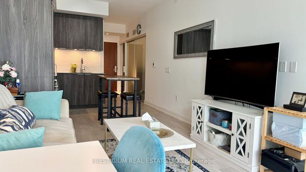 For Lease - 15 Queens Quay Unit# 216, Toronto, Ontario - Photo 1