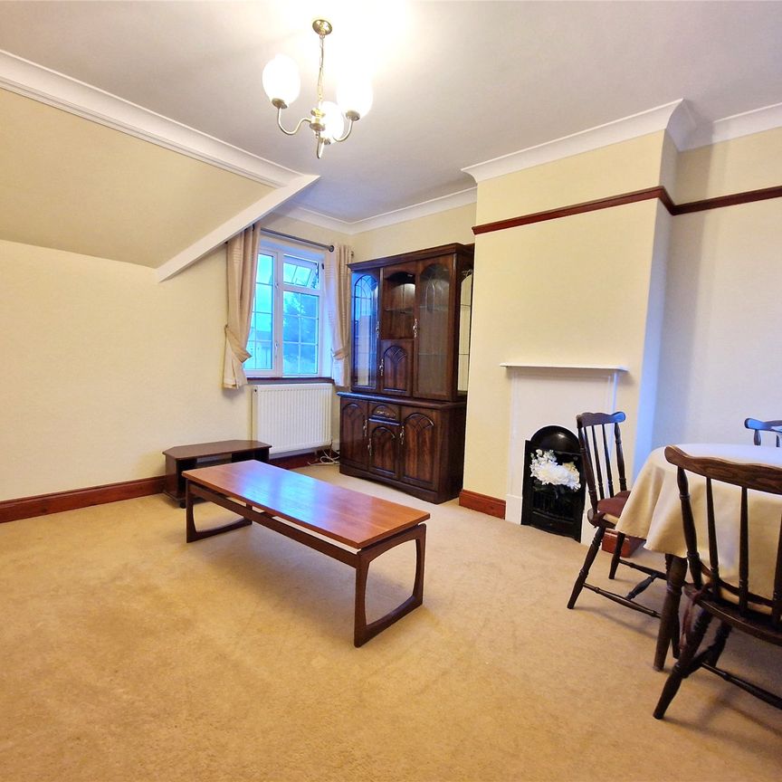 1 bedroom Maisonette in Sycamore Road, Reading - Photo 1