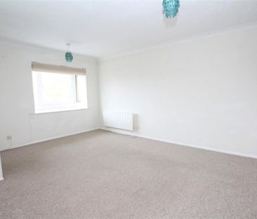 Balcombe Road - Photo 1