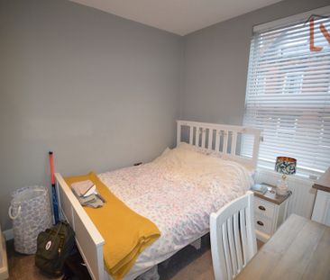 Burchett Terrace - Photo 1