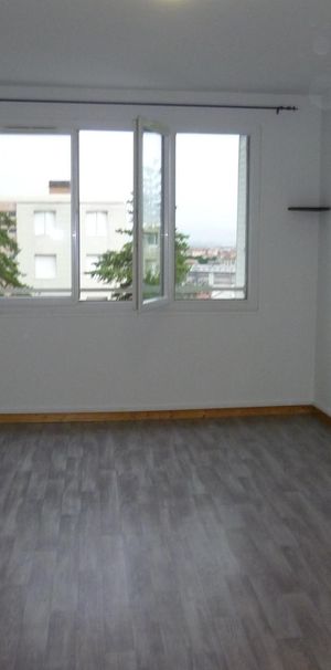 Location Appartement 2 pièces 31m² CLERMONT FERRAND 63100 - Photo 1
