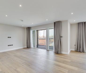 Purley Avenue, Cricklewood, London, NW2 1SB - Photo 2