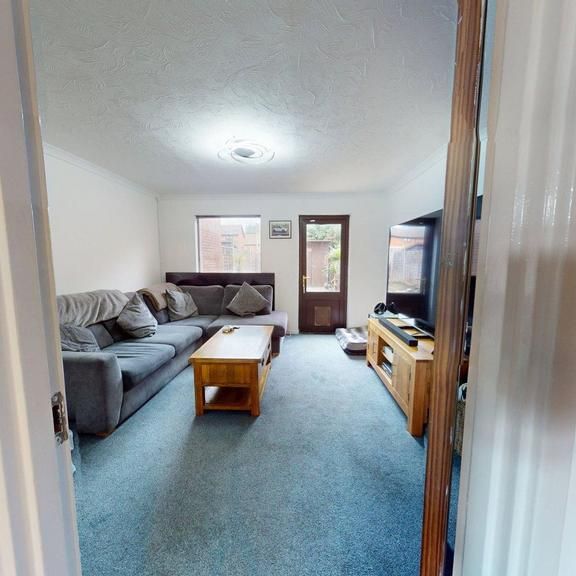 2 bedroom terraced house to rent - Photo 1