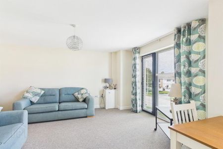 36 The Skye Buildings, Drumadoon Square, Dundonald, Belfast, BT16 2QN - Photo 2