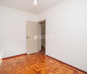 Apartamento com 2 quartos e 46m² para alugar em Passo da Areia, Por... - Photo 3