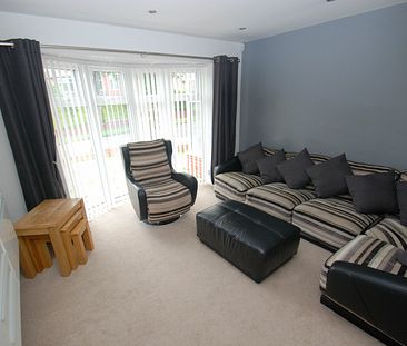 3 bed detached house to rent in Kingsway, South Shields, NE33 - Photo 1
