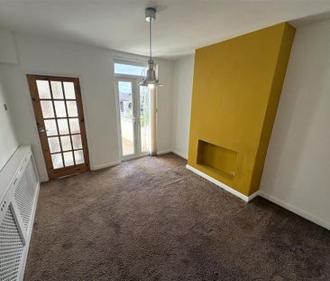 2 bedroom terraced house to rent - Photo 3