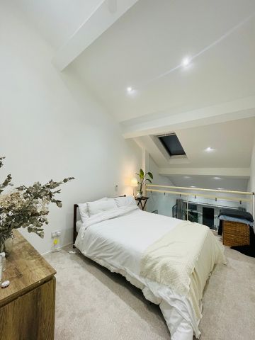 1 Bed Penthouse, Manhattan Building, E3 - Photo 4