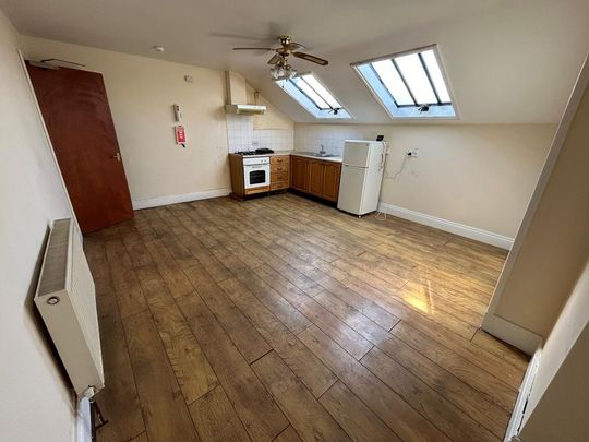 1 bedroom flat to rent - Photo 1