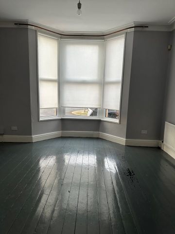 3 Bed Terraced House, Lambton Road, L17 - Photo 4