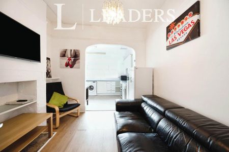 5 bedroom terraced house to rent - Photo 2