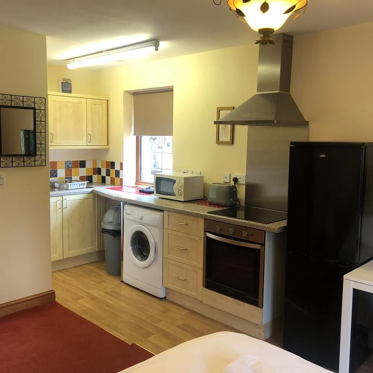 1 bedroom property to rent - Photo 1