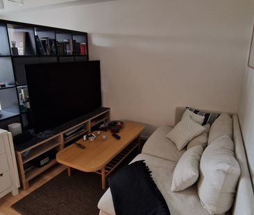 Trollesundsvägen, Bandhagen - Photo 1