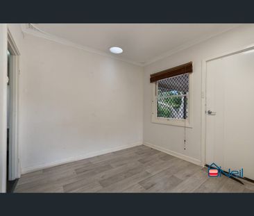 24 Stead Street, Maddington, WA 6109 - Photo 3