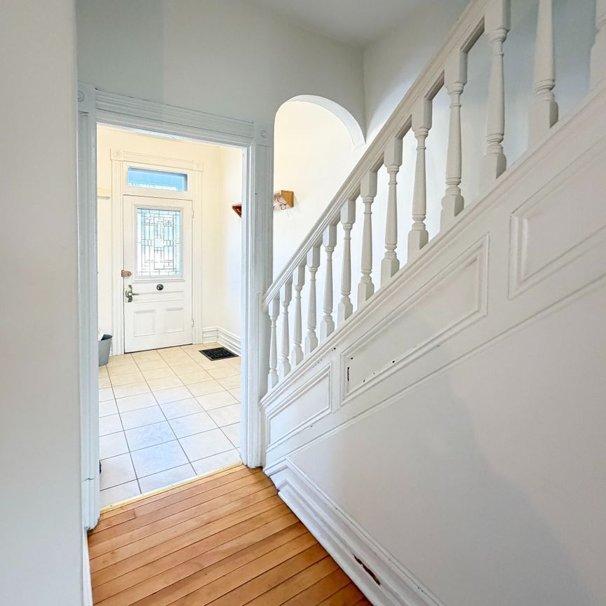 For Lease - 622 Gladstone Avenue, Ottawa Centre, Ontario - Photo 1