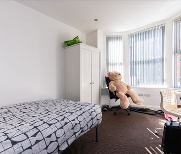 6 Bedroom Student Home! 162pppw 52 Weeks. All Bills included. No fe... - Photo 6