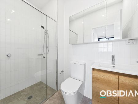 Near Brand New Top Floor Executive Home with Stunning Views - Photo 4