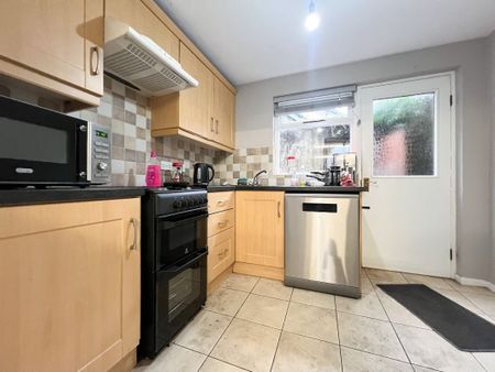 31 Cathedral Road, Armagh BT61 8AX - Photo 3