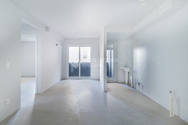 Apartamento com 2 quartos e 52m² para alugar em Centro, Canoas. - Photo 1