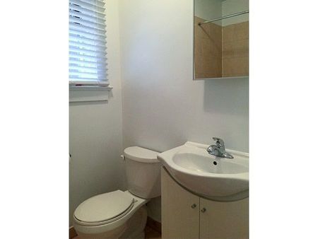 For Lease - 451 Parliament Street Unit# 4, Toronto, Ontario - Photo 2