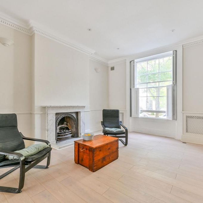 3 bedroom flat to rent - Photo 1