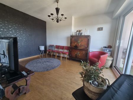 Location Appartement 4 pièces 69m² LIMOGES 87000 - Photo 2