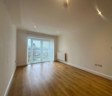 Heath Road, Twickenham, TW1 flat to rent - Photo 2