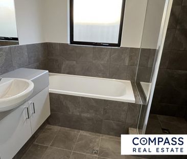 FOR RENT – Brand New 4x2 Home in South Yunderup - Photo 3