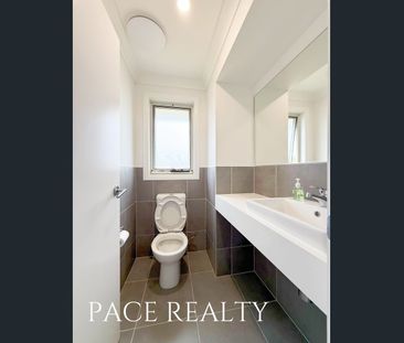 28 Frampton Drive, Gilead, NSW 2560 - Photo 3