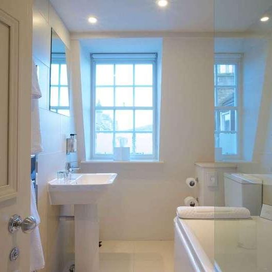 George Street, BA1 - Photo 1